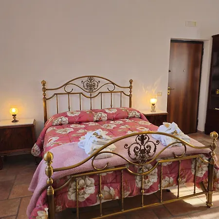 Casale Di Lusso Panoramico Lettere