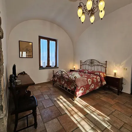 Casale Di Lusso Panoramico Holiday home Lettere
